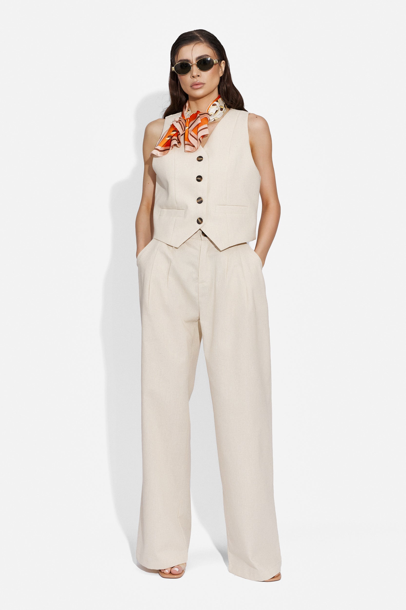 Velasy Bogas casual beige ladies pants suit