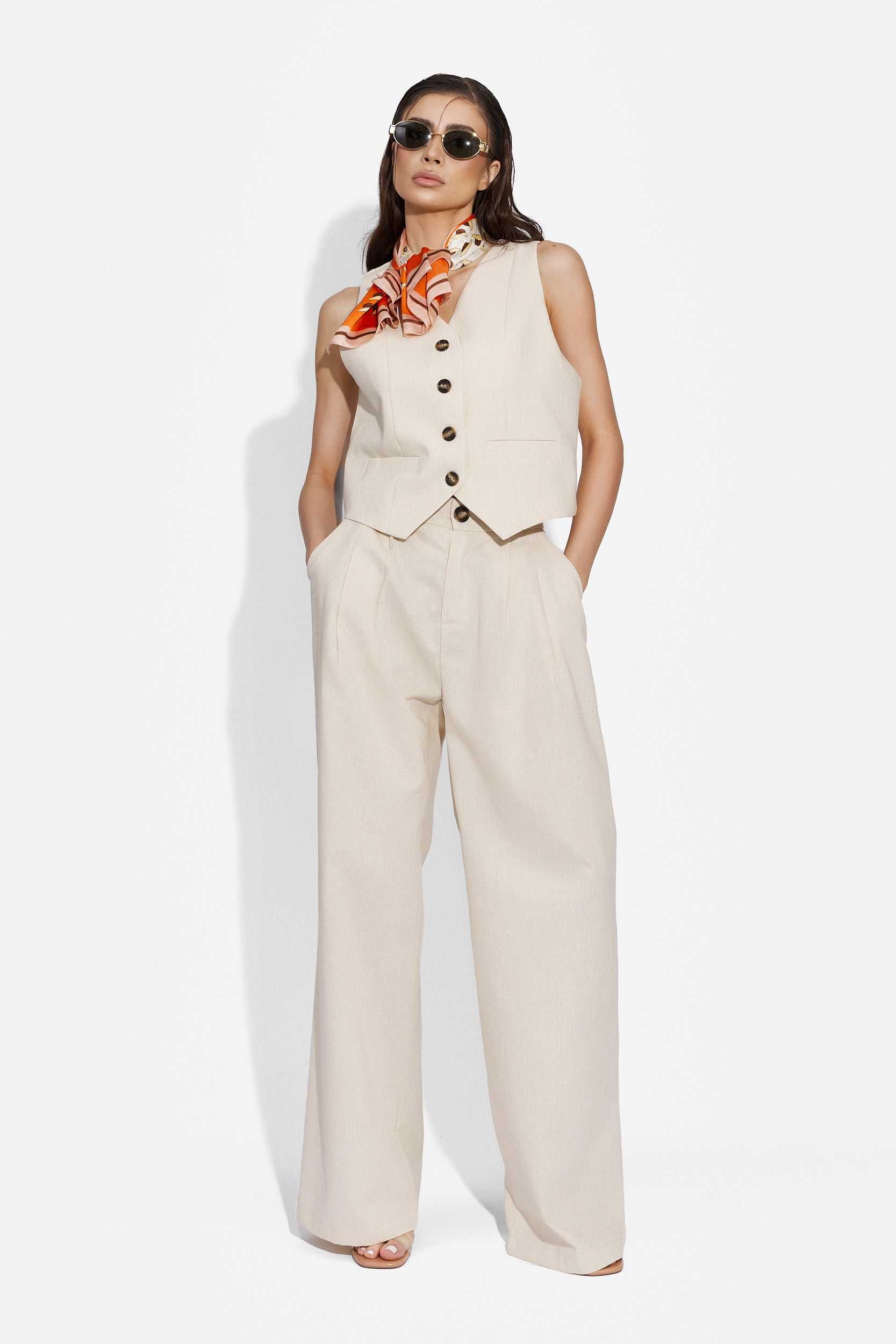 Velasy Bogas casual beige ladies pants suit