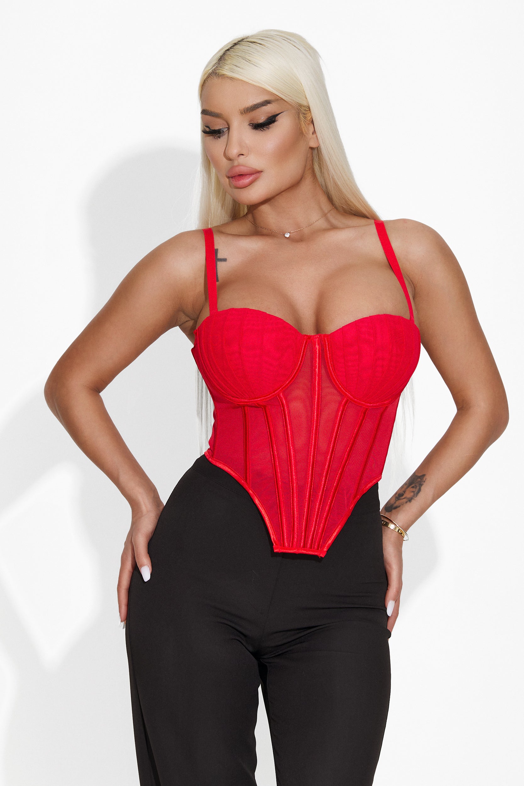 Elegant red women's corset Jonala Bogas