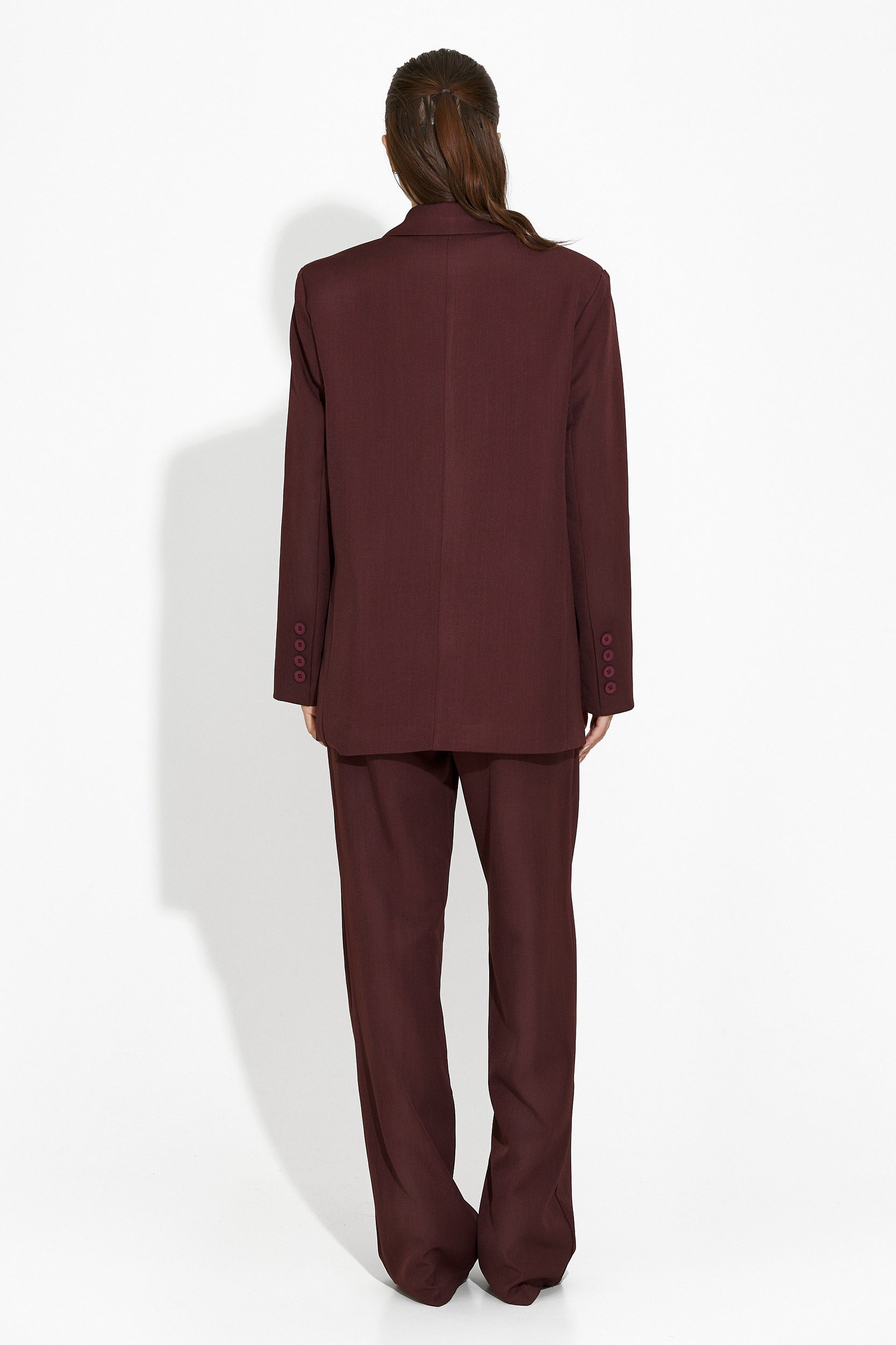 Demozla Bogas elegant burgundy pants suit