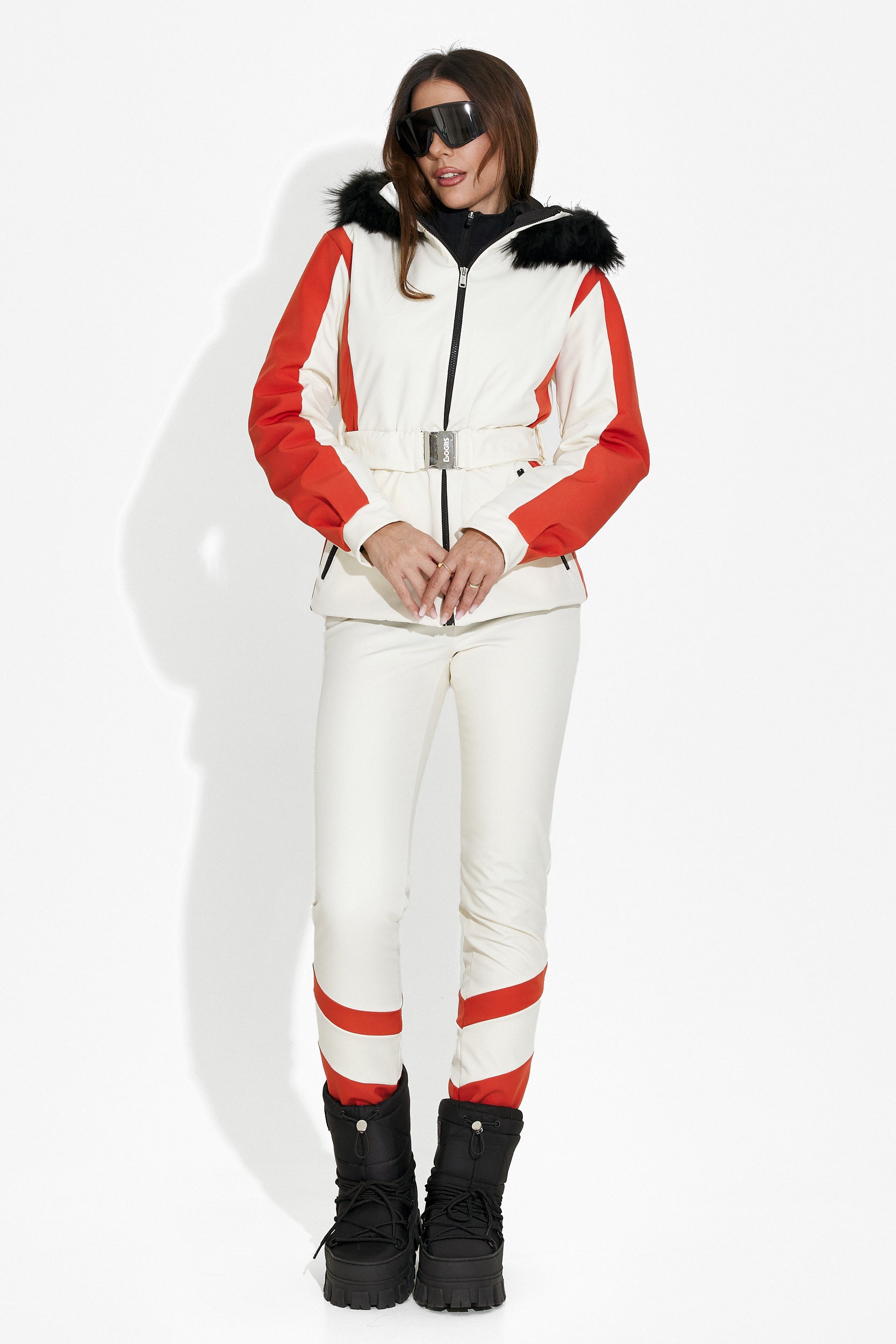 Atniuq Bogas women's beige ski jacket