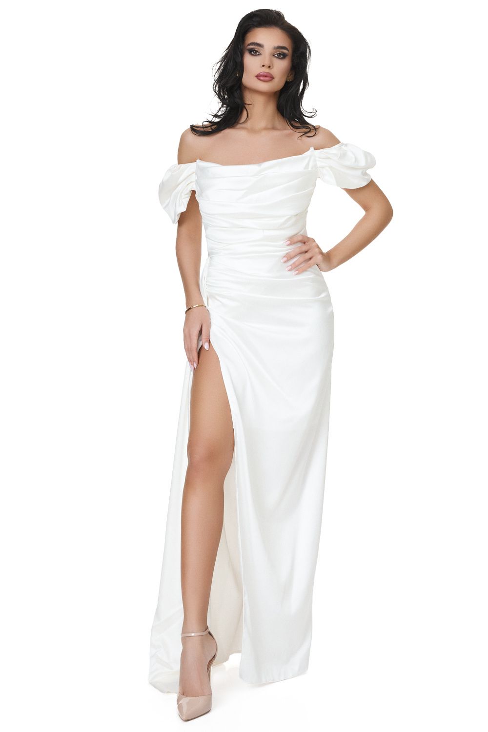 Ladies long white dress Serminisia Bogas