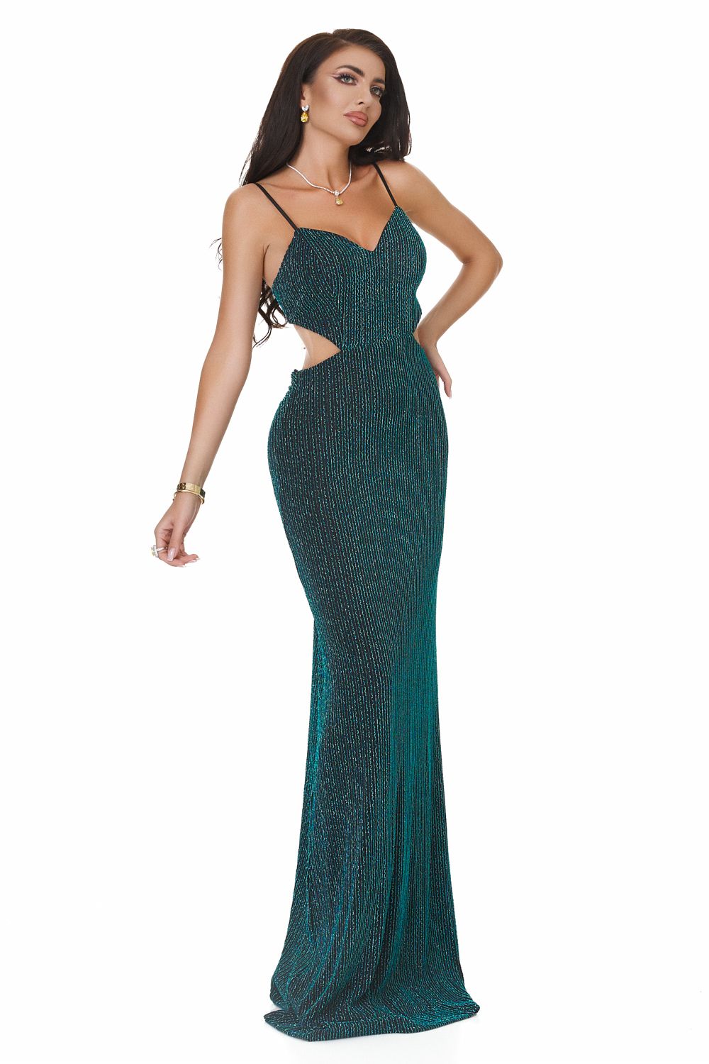 Jalyn Bogas green long dress for ladies
