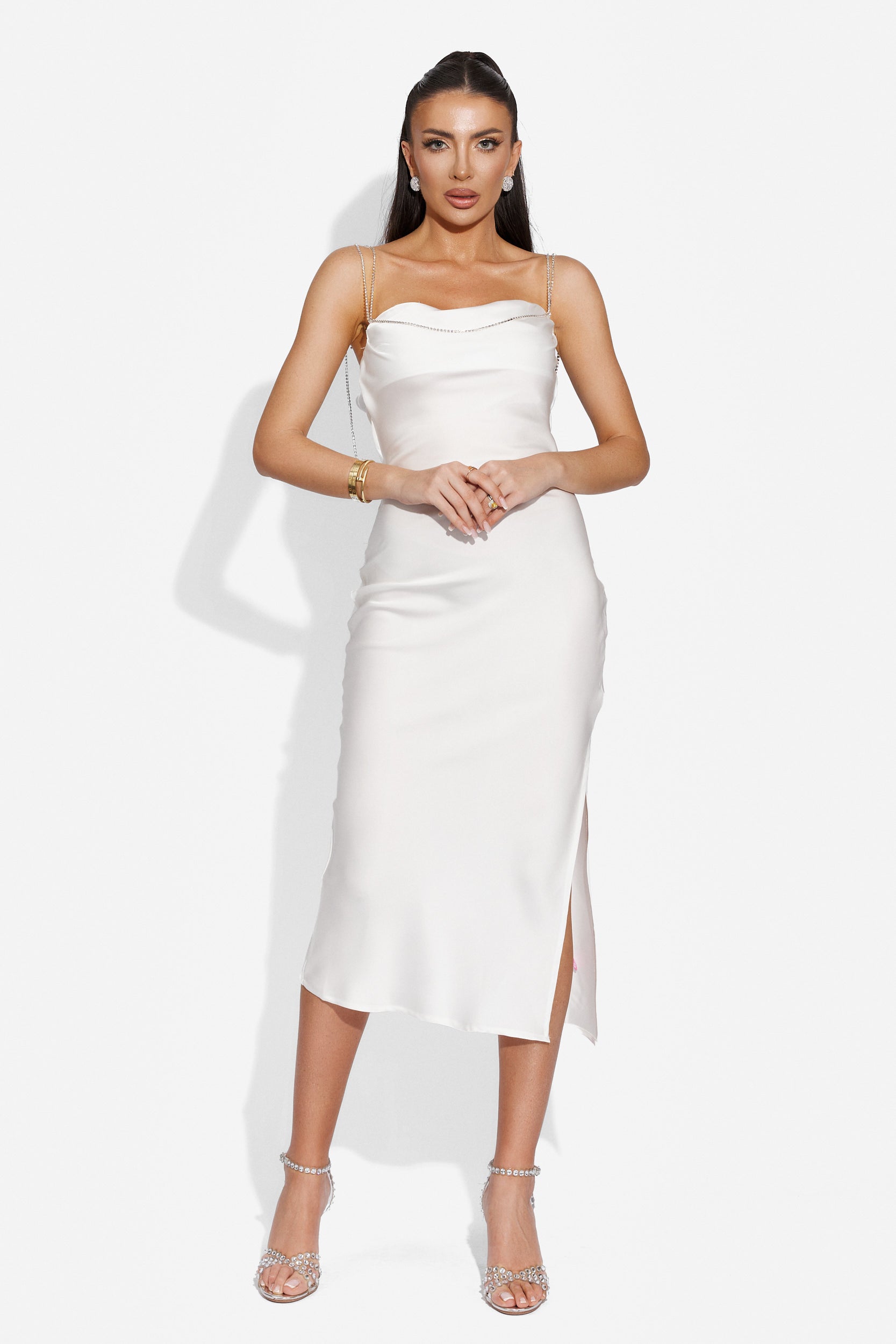 Apys Bogas medium white ladies dress