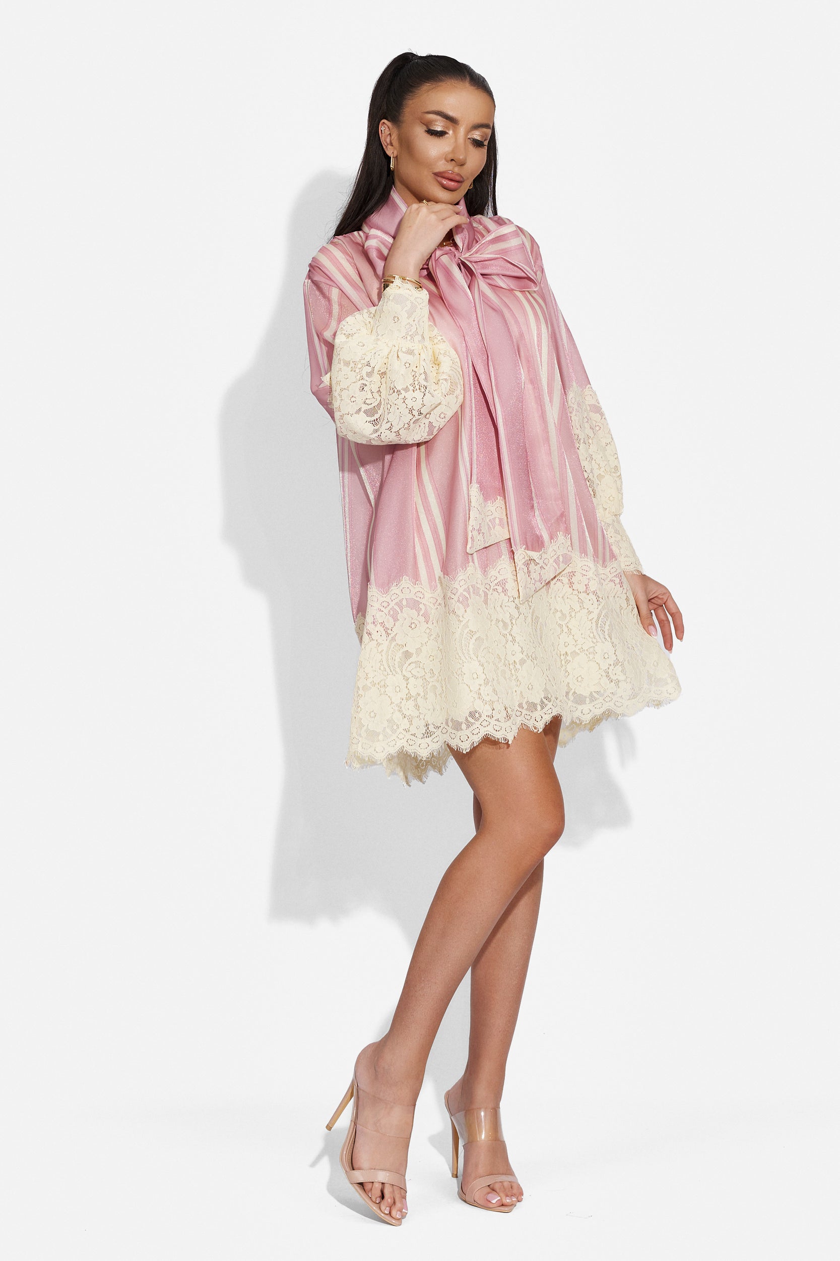 Elegant pink short dress Christela Bogas
