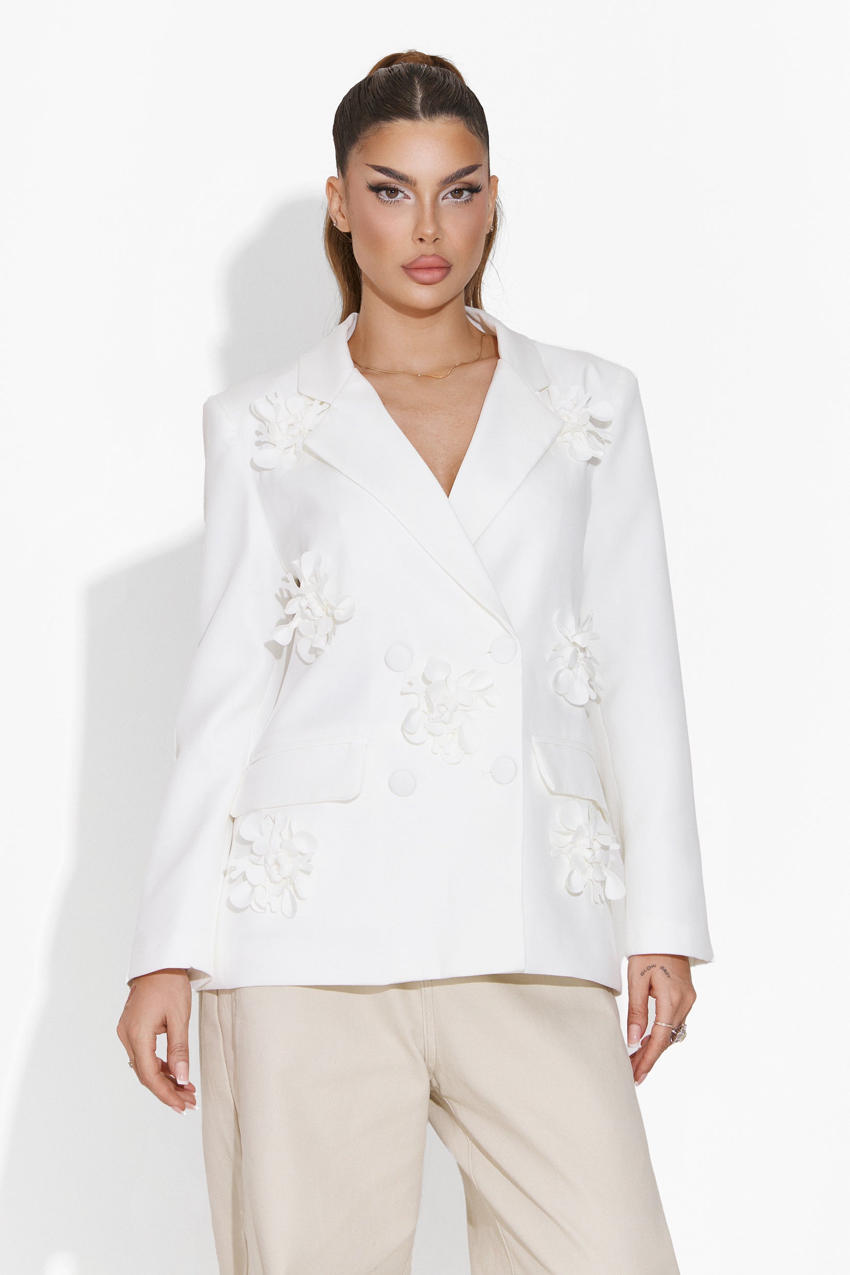 Elegant white women's blazer Evana Bogas