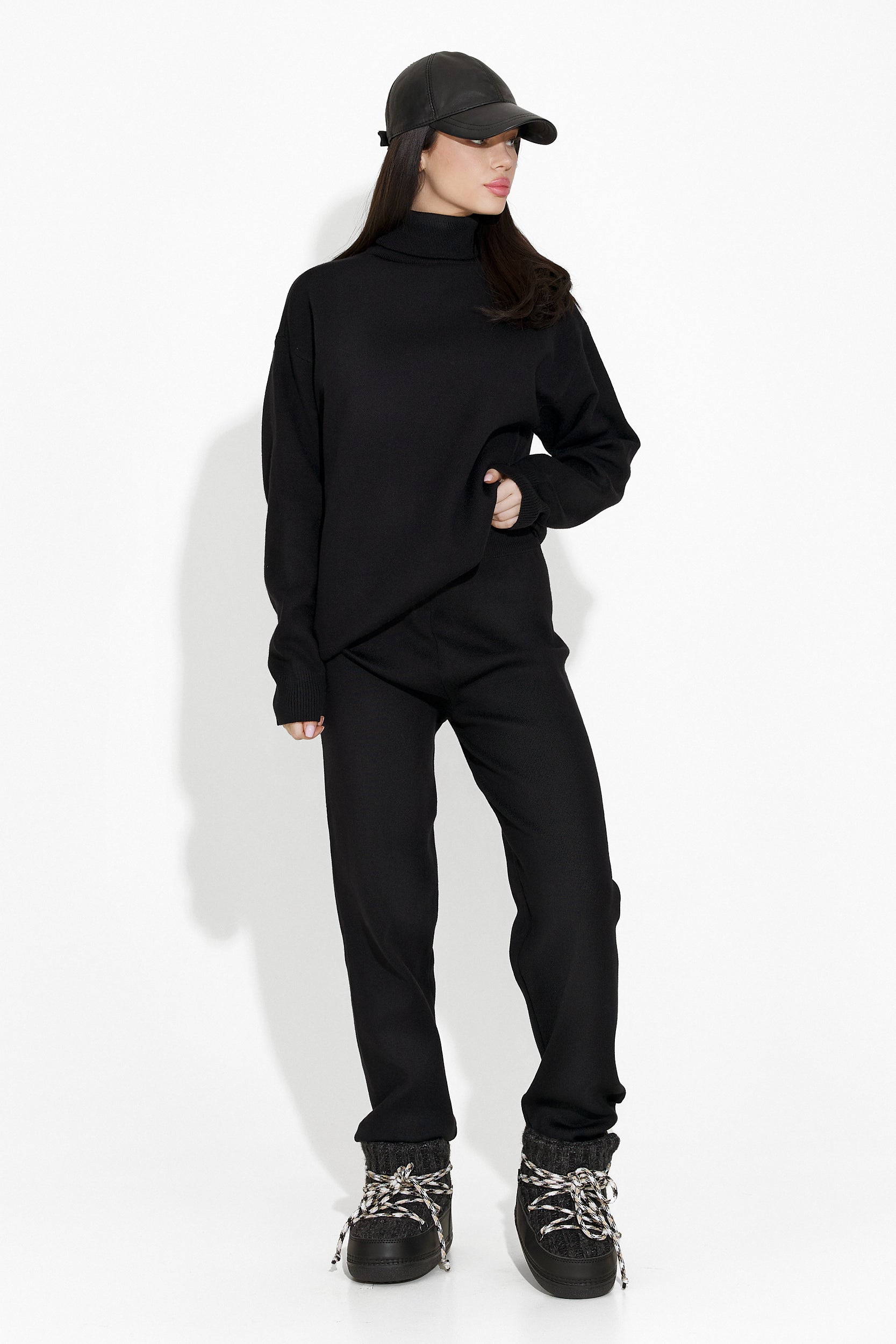 Selenia Bogas casual black women's tracksuit